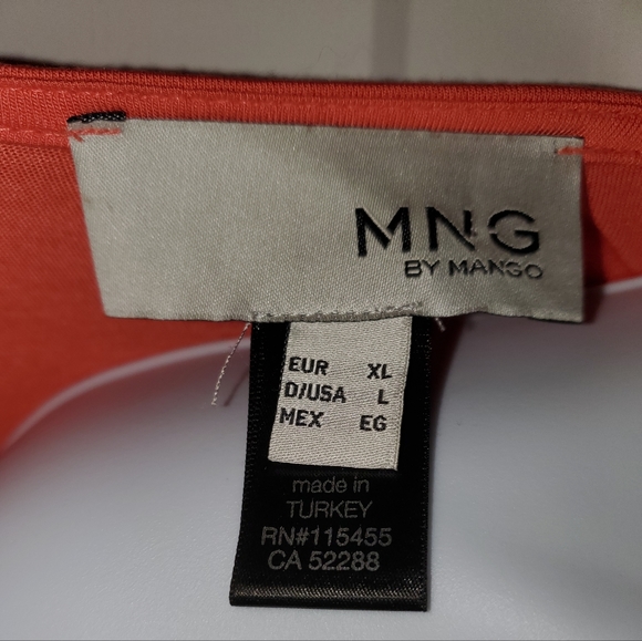 Sequence embellished tank top - Picture 4 of 5